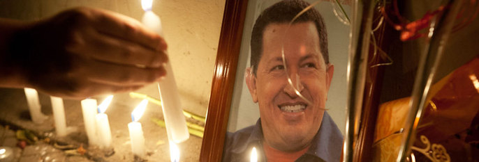 TRIST: Hugo Chávez var president i Venezuela. Han døde. Mange er triste.