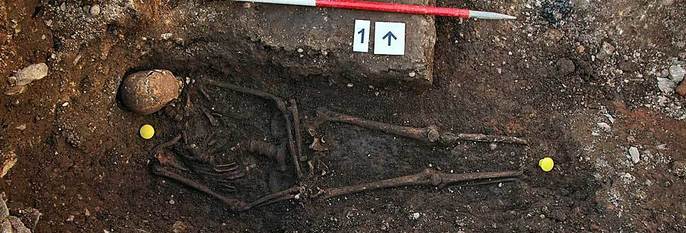  KONGE:  Skjelettet etter kong Rikard III ble funnet under en parkeringsplass i Storbritannia.