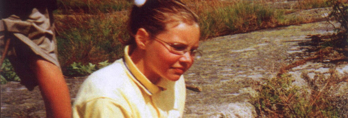  1999:  Kristin Juel Johannessen ble 12 år gammel. Hun ble drept nær Larvik i Vestfold i 1999. Politiet tror de har funnet den skyldige mannen. Men han sier at han ikke drepte henne. 