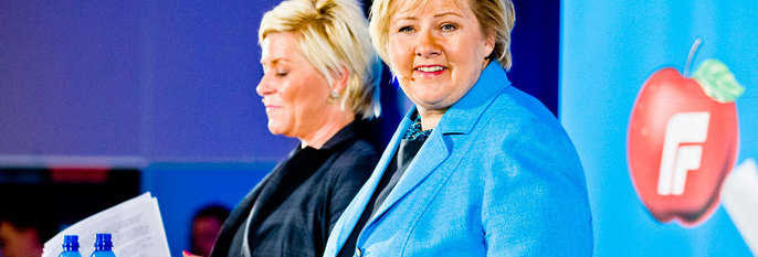 PLANER: Høyre og Fremskrittspartiet (Frp) lager regjering sammen. De har blitt enige om flere saker. Her er Høyre-leder Erna Solberg (til høyre) og Frp-leder Siv Jensen. 