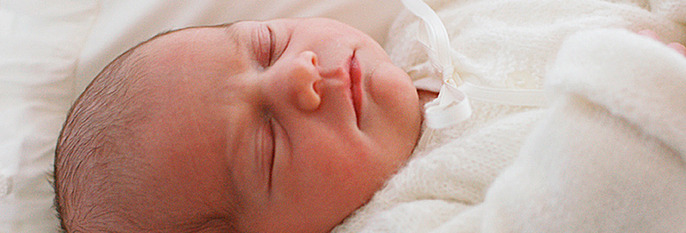  PRINSESSE:  Lille prinsesse Estelle ble født i Sverige forrige torsdag. Mange mener hun ligner på mammaen.