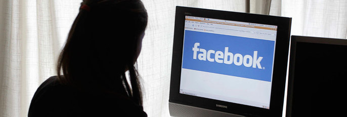  MOBBES:  Flere unge sier de blir plaget og utestengt på internett. Det kan skje på nettsteder som Facebook.