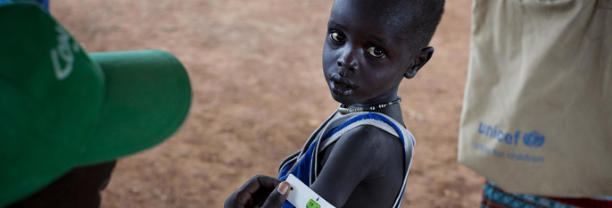 BARN: Barn i land i Afrika kan sulte i hjel. Mange barn får ikke nok mat å spise.